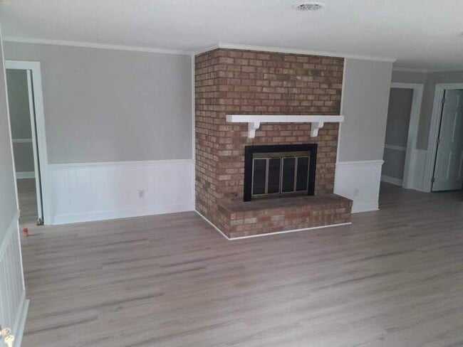 Foto del edificio - 3 Bedroom 2 bath