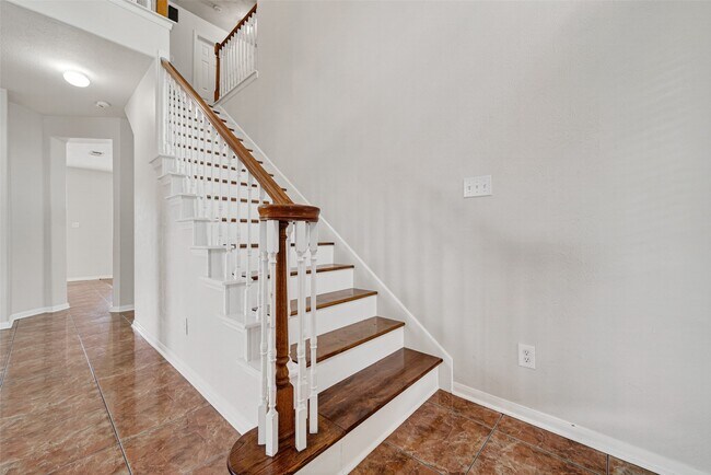 Building Photo - 14603 Bladenboro Dr