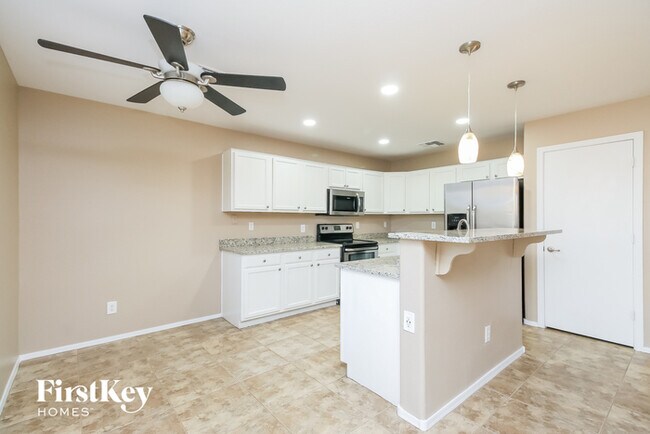 Foto del edificio - 1354 E Leaf Rd