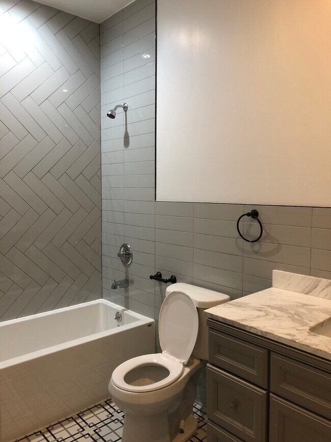 Building Photo - 199 Legion St