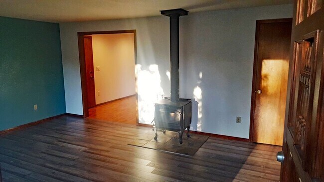 Foto del edificio - 3138 SE Hathaway Dr
