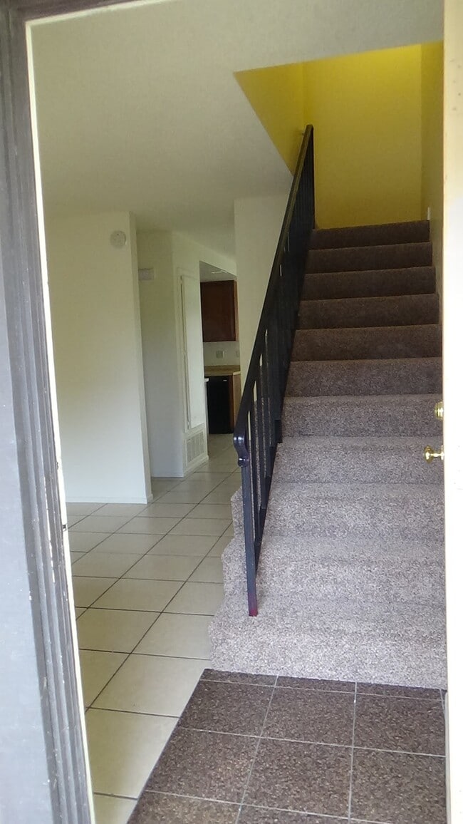 Entry - 1117 Seabreeze Way