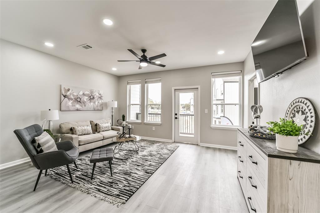2519 Washington St Unit 103  