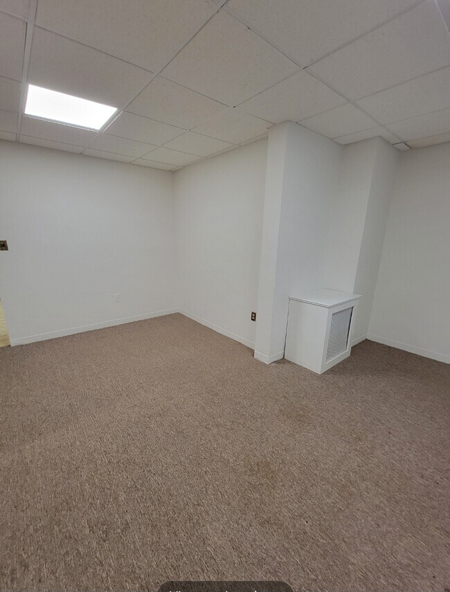 114 Woodbridge Ave Unit B, Highland Park, NJ 08904 Apartments in