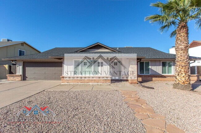 Foto del edificio - 944 W Meseto Ave