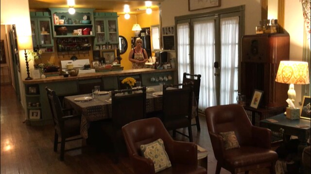 Dinning - 5027 Klump Ave