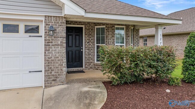 Foto del edificio - 127 Ardsley Dr