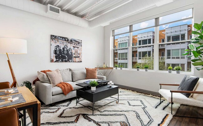 Foto del edificio - 3839 N Sheffield Ave