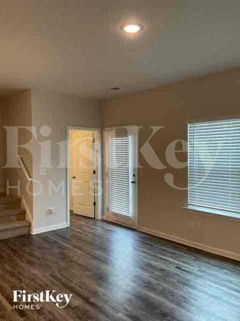Building Photo - 2018 Cypress Village Dr NW