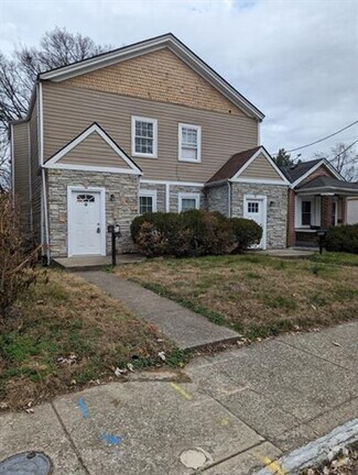 Building Photo - 2115 Bradley Ave
