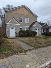 Building Photo - 2115 Bradley Ave
