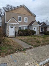 Building Photo - 2115 Bradley Ave