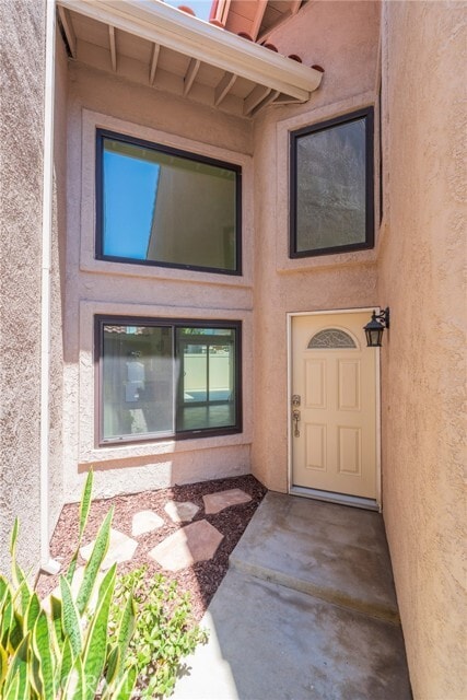 Building Photo - 9769 Hampton Ct