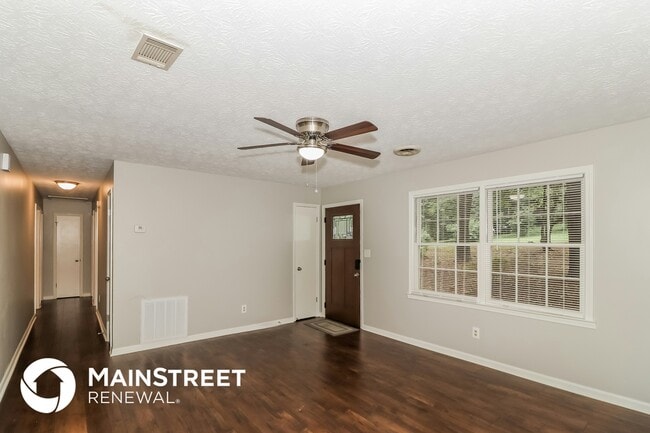 Building Photo - 4067 Garden Cir