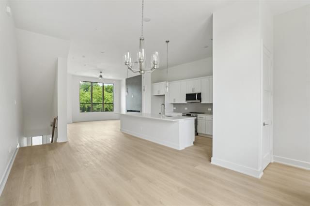Foto del edificio - 13351 Goodland St