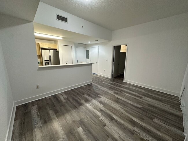 Foto del edificio - 350 NE 24th St