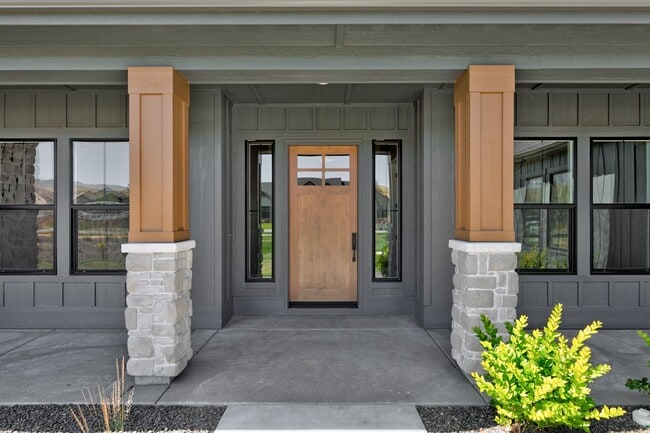 Building Photo - 4 Bed | 4 Bath | 3,591 Sq. Ft. | 1 Acre | RV Garage | Brand-New Luxury Home