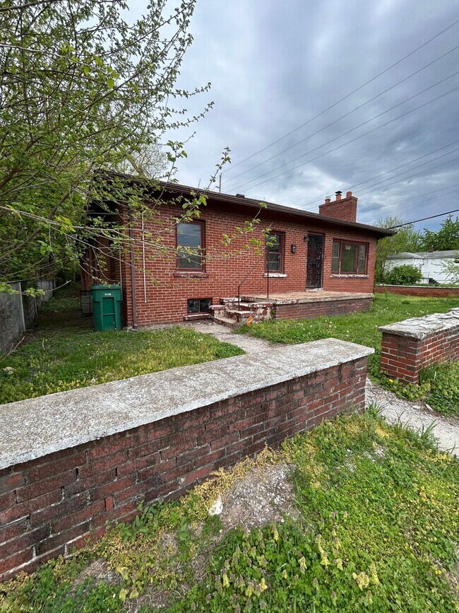 Foto del edificio - 1525 St Louis Ave