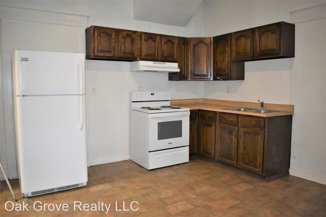 Building Photo - 1 br, 1 bath House - 923 Chestnut St