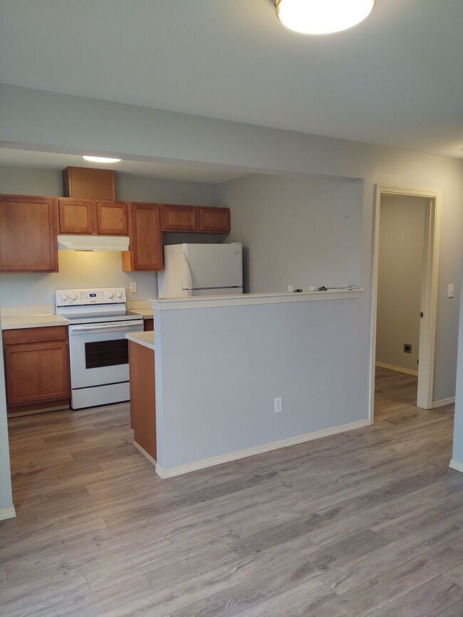 Building Photo - Poulsbo Home