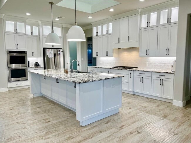 Foto del edificio - 165 Rustic Trl Rd