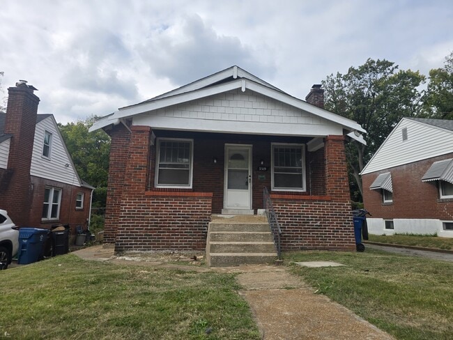 Building Photo - 3519 Belaire Pl