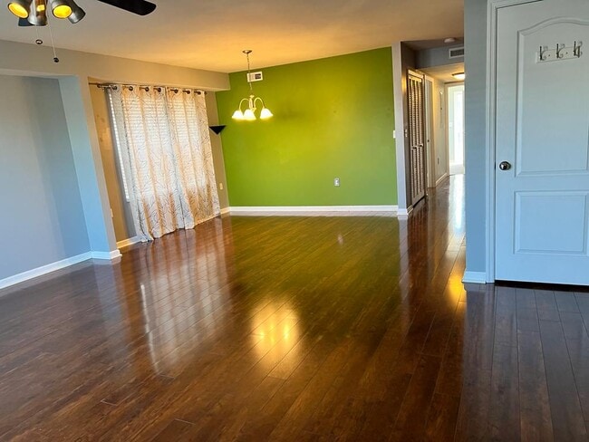 Building Photo - 3212 Capri Way