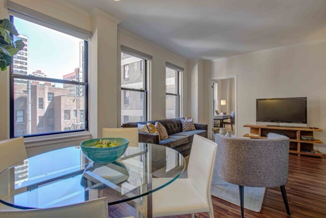 Foto del edificio - 200 E Chestnut St