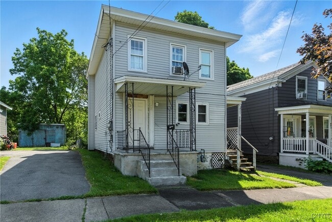 Building Photo - 95 Ontario St