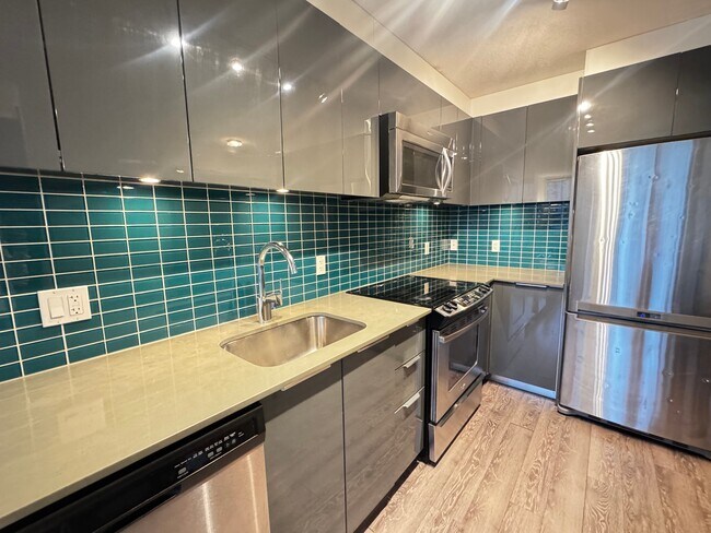 Photo du bâtiment - 1325 Rolston St