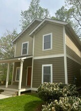 Building Photo - 129 Aurora Dr