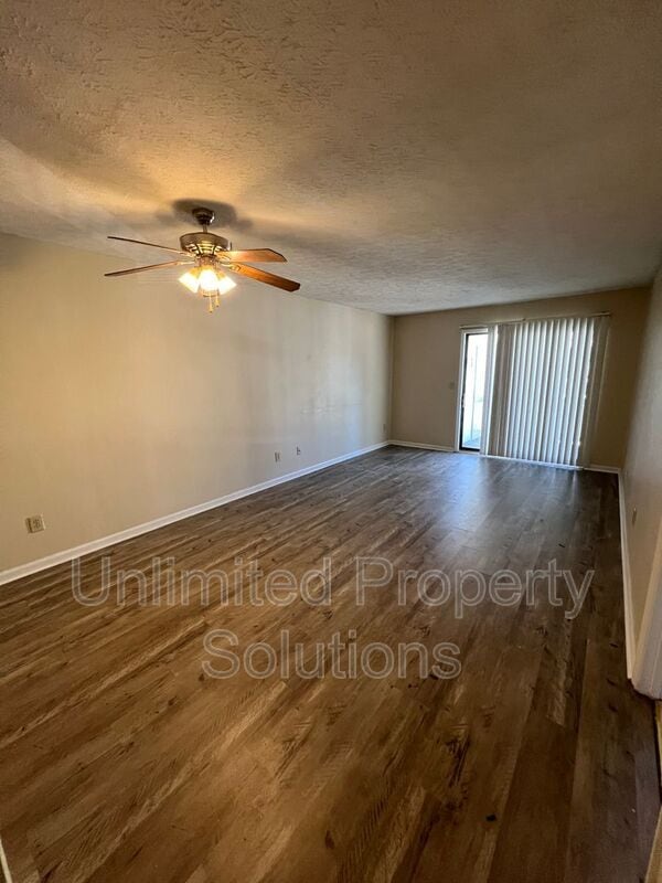 Building Photo - 207 Sunn Aire Ct