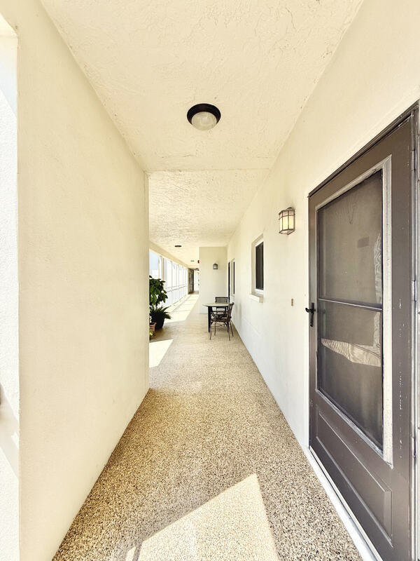 Building Photo - 4595 Chancellor St NE