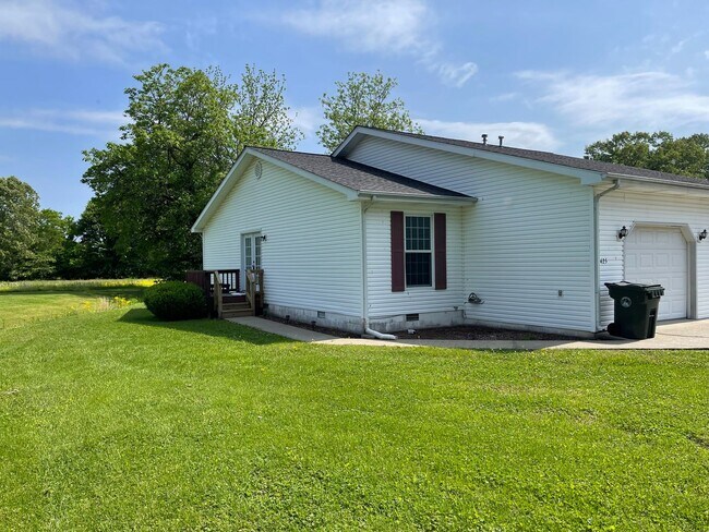 Foto del edificio - 425/427 E 2nd Ave