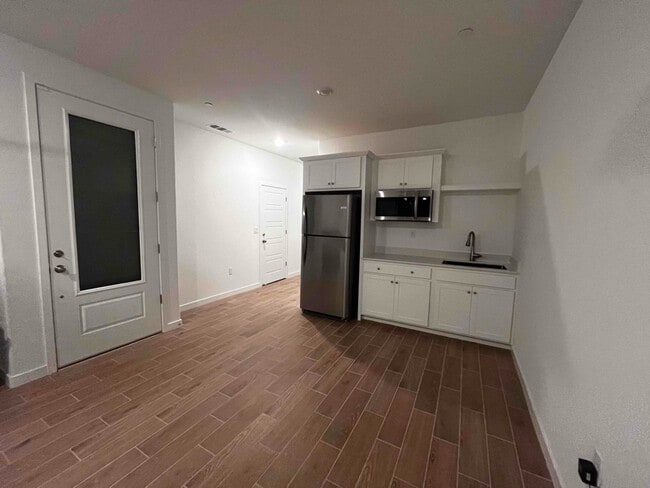 Building Photo - 4271 San Gabriel Ave