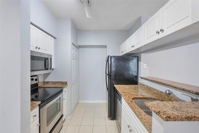 Building Photo - 4317 Tuscany Way