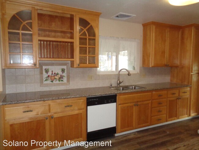 Foto del edificio - 3 br, 2 bath House - 7520 Putman Rd.