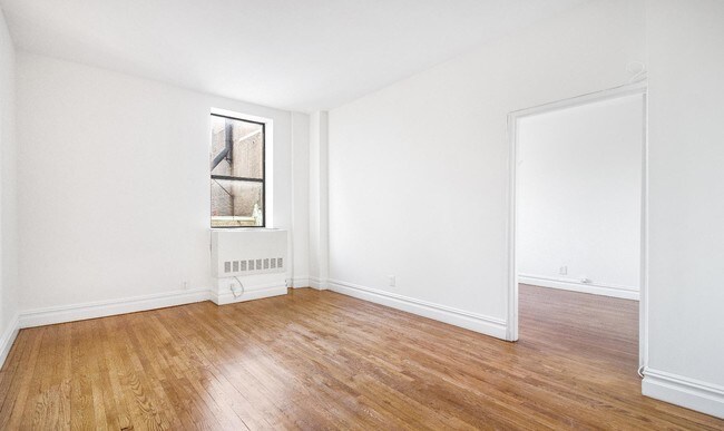 Building Photo - 154 W 70th St
