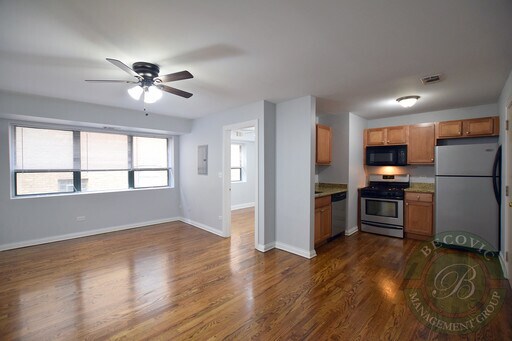 Building Photo - 7616 N Marshfield Ave