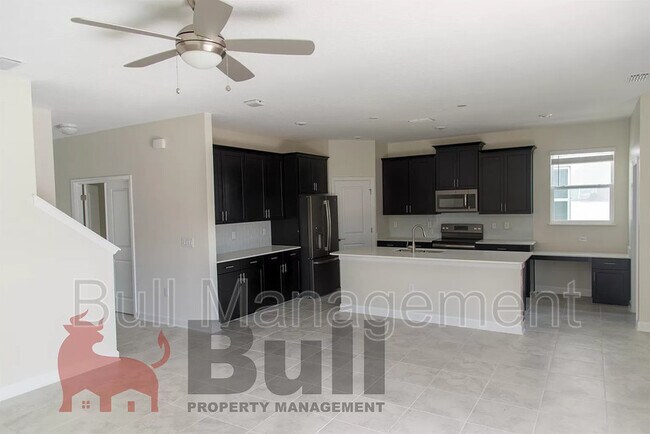 Building Photo - 7506 Summerlake Groves St