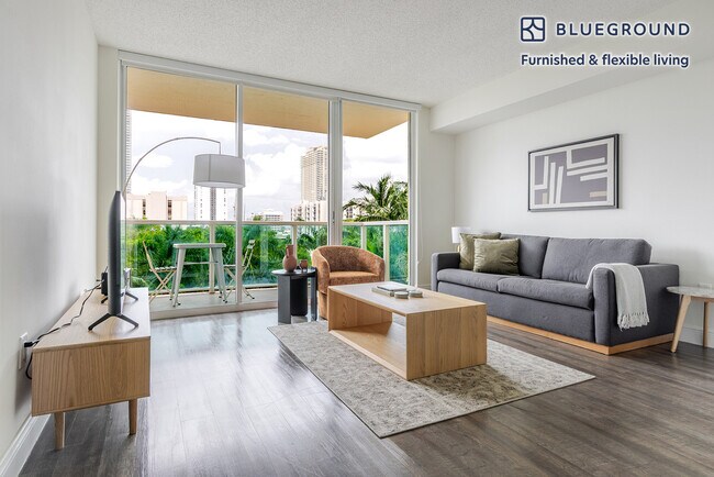 Building Photo - 17000 N Bay Rd