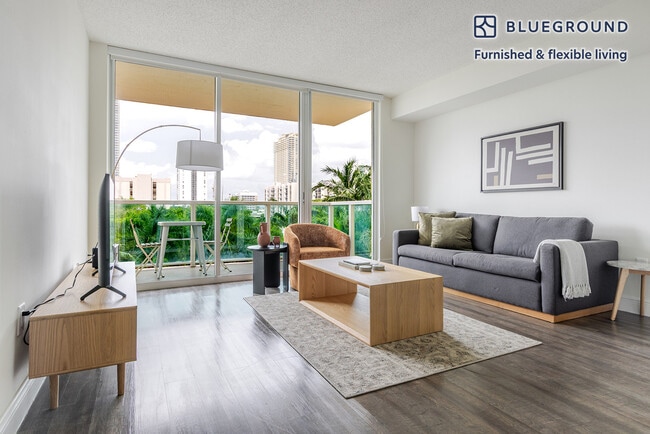 Building Photo - 17000 N Bay Rd