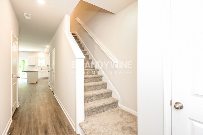 Foto del edificio - NEW LOWER RENTAL RATE LEASING SPECIAL: Rec...