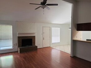 Building Photo - 3823 Windmill St