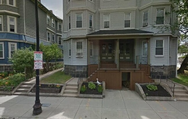 Building Photo - 176 Hyde Park Ave