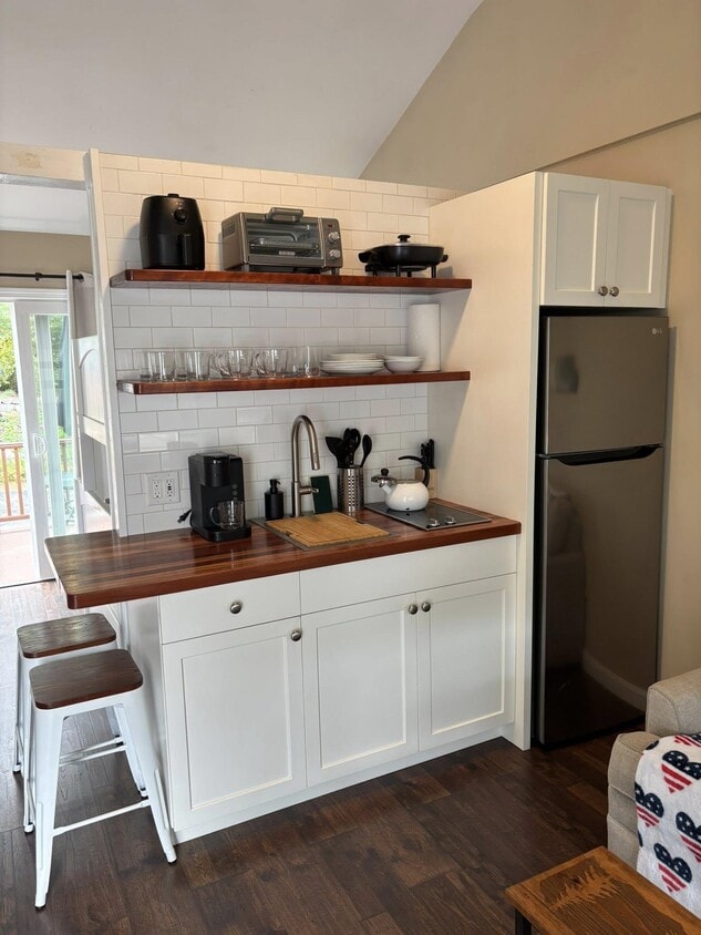 Foto principal - 277 Weirs Blvd