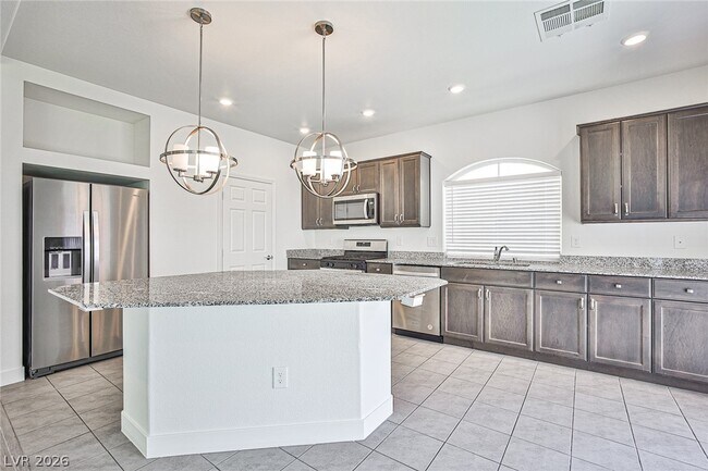 Foto del edificio - 6145 Sky River Ct