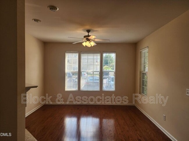 Building Photo - 642 Cupola Dr