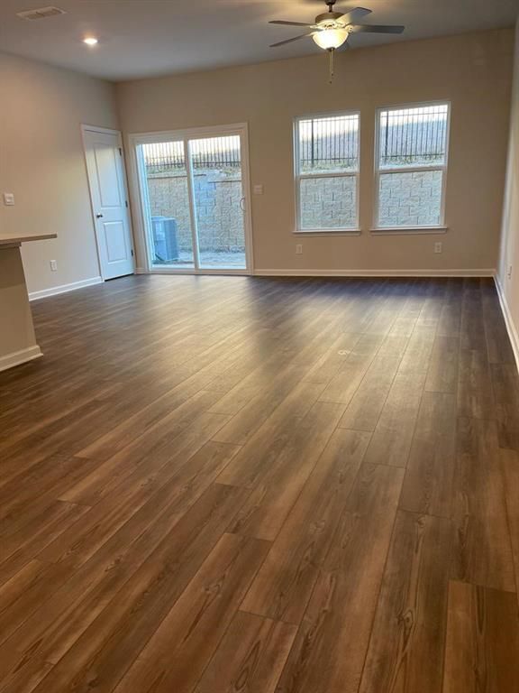 Foto del edificio - 78 Cedar Ln