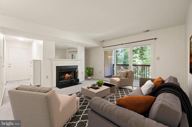 Foto del edificio - 8836 Tanglewood Ct